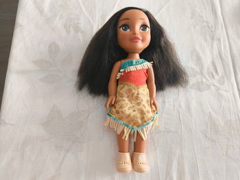 Poupée disney pocahontas 