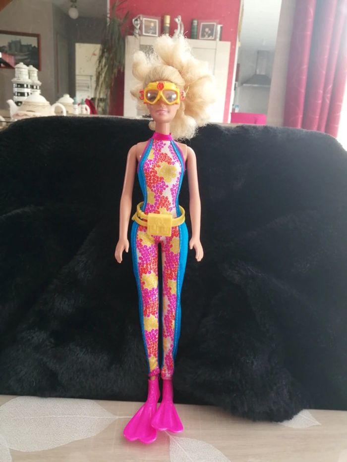 Lot de 5 Barbies - photo numéro 3