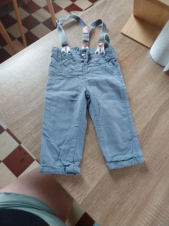 Pantalon avec bretelles 12 mois