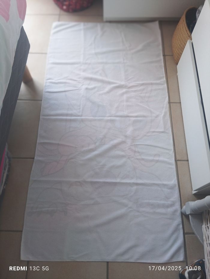 Grande serviette Stitch - photo numéro 2