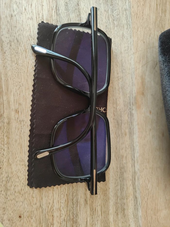 Monture lunette Tom Ford comme neuve - photo numéro 10