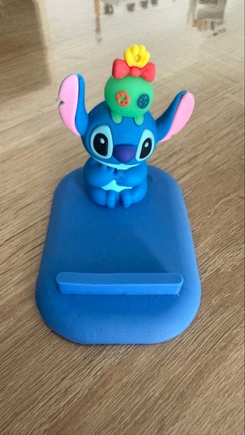 Support téléphone stitch 