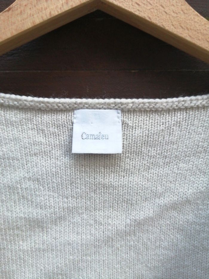 Joli pull beige en laine - photo numéro 2