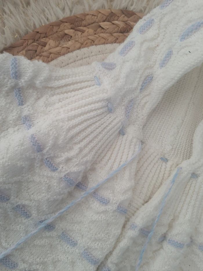 🌺 gilet en laine mixte fait main 9 mois - photo numéro 3