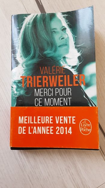 Livre Valérie Trierweiler, Merci pour ce moment