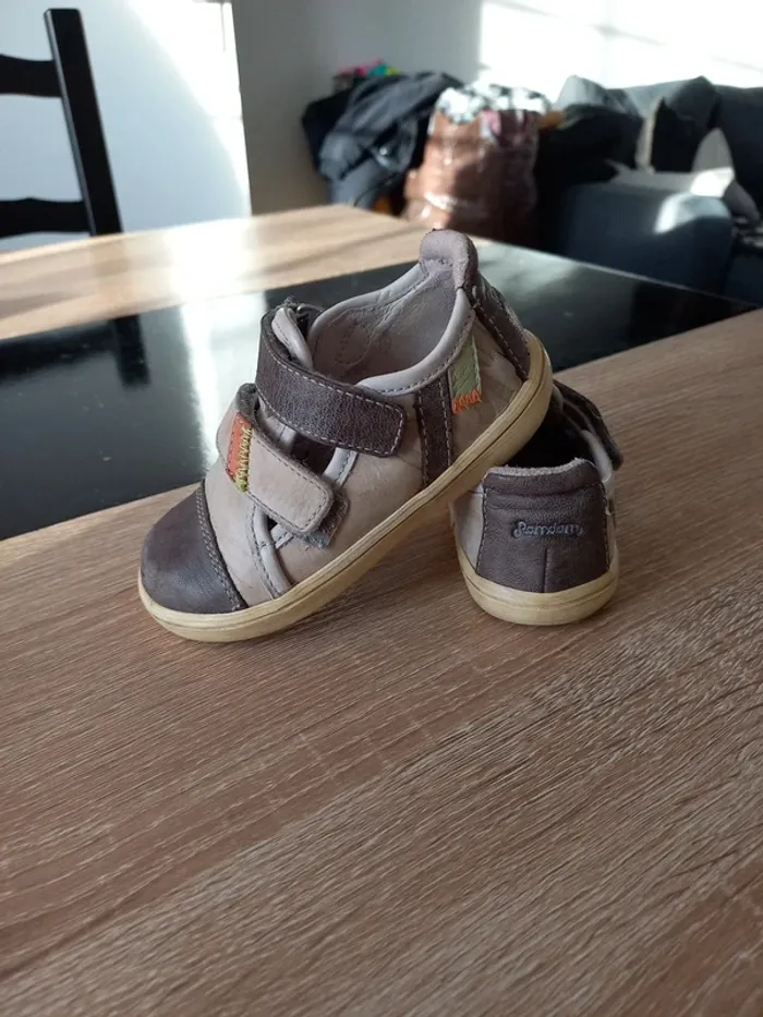 Chaussures garçon 24 - photo numéro 2