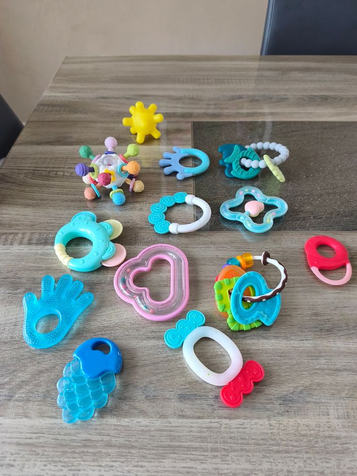 Hochet pour dentition bébé - photo numéro 2