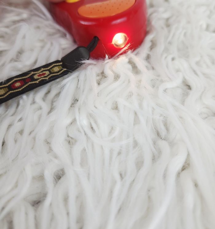 Clé de voiture porte clé avec lumières et sons marque JouéClub 🎅 - photo numéro 2