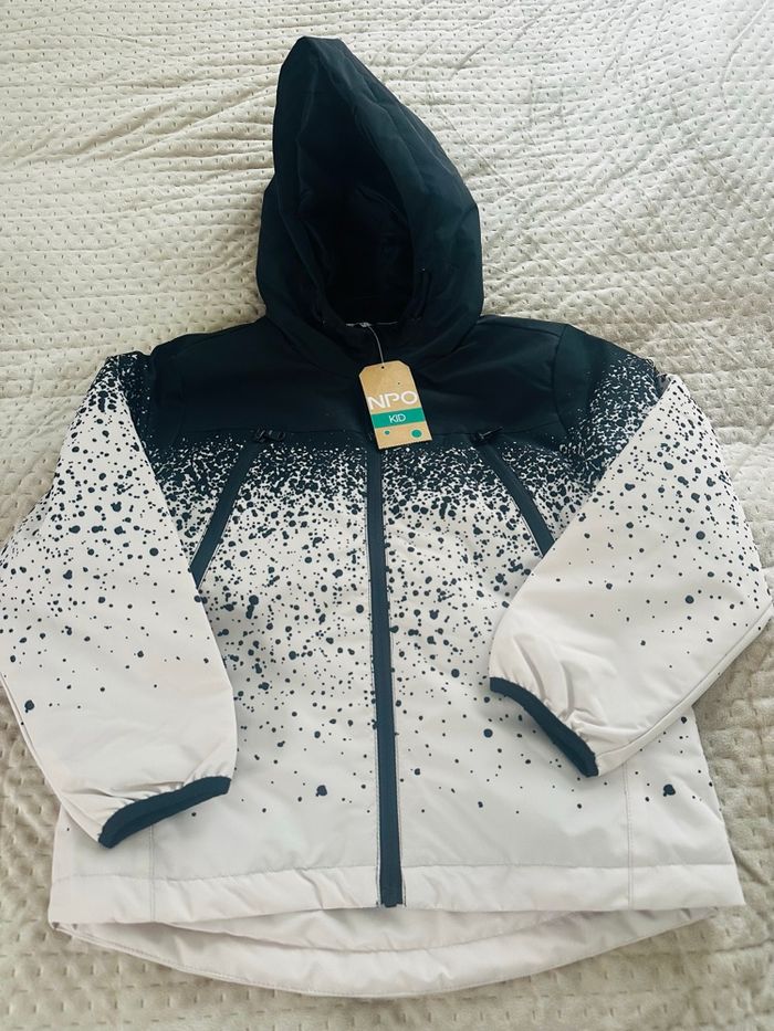 Veste  a capuche mixte manches longe beige /noir 8 ans - photo numéro 2