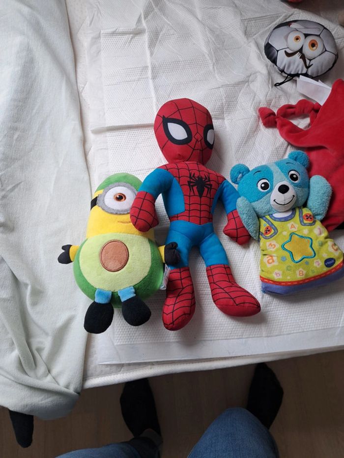 Peluche spider man - photo numéro 4