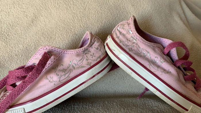 Converse rose « fleurs » pointure 24 - photo numéro 4