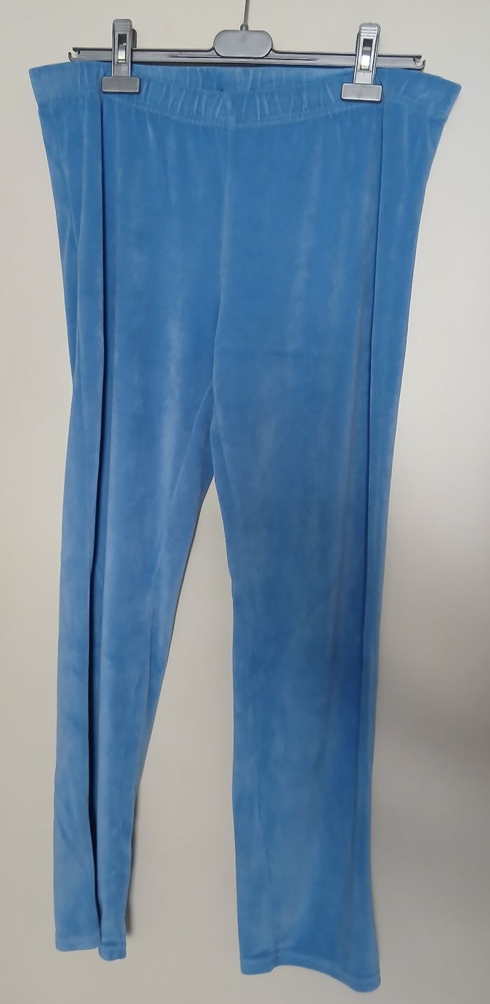 Pyjama en velours bleu 16 ans - photo numéro 4