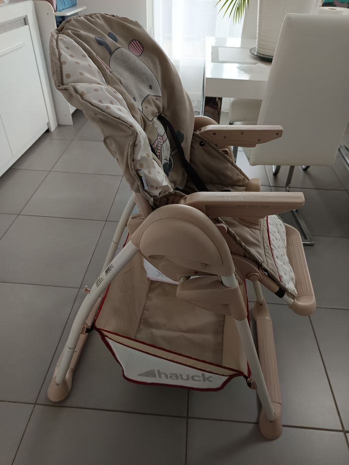 Chaise haute - photo numéro 4