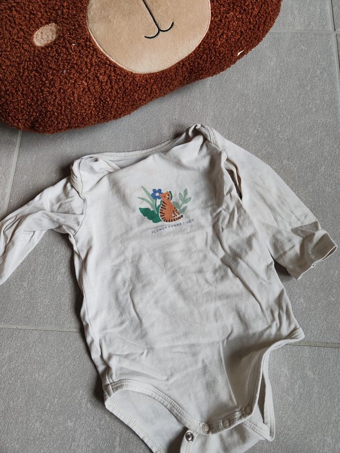 Bodies tape à l'œil 9m