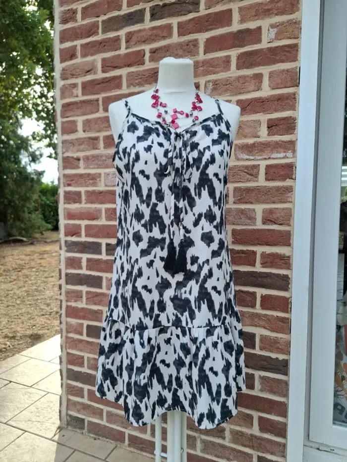 Robe neuve avec étiquette 🏷