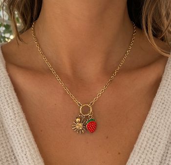 Collier Chaîne Dorée avec Pendentifs Fraise & Soleil  Neuf 🌞🍓