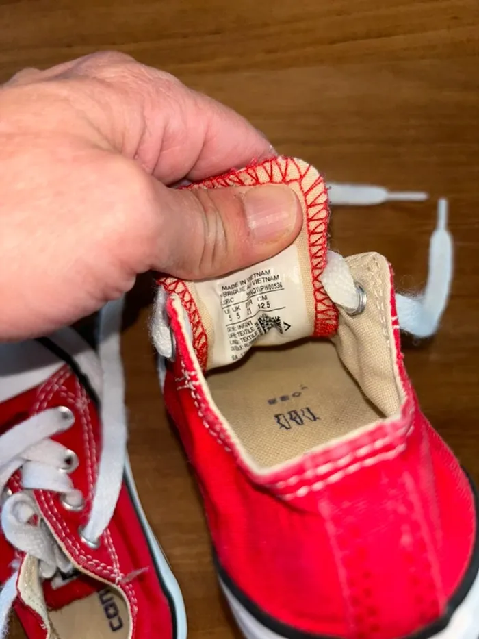 Converse rouge, taille 21 - photo numéro 5