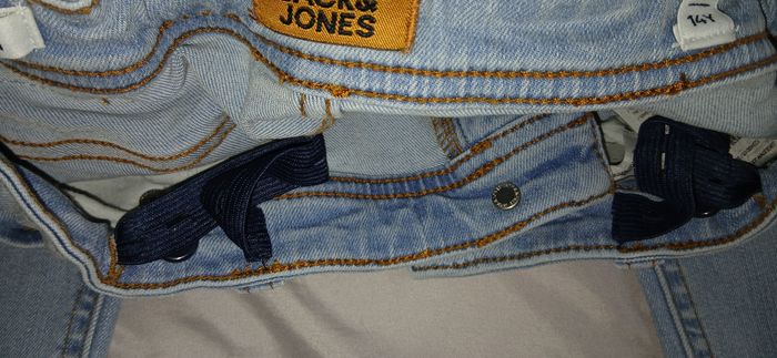 Jean jack and Jones  14 ans - photo numéro 4