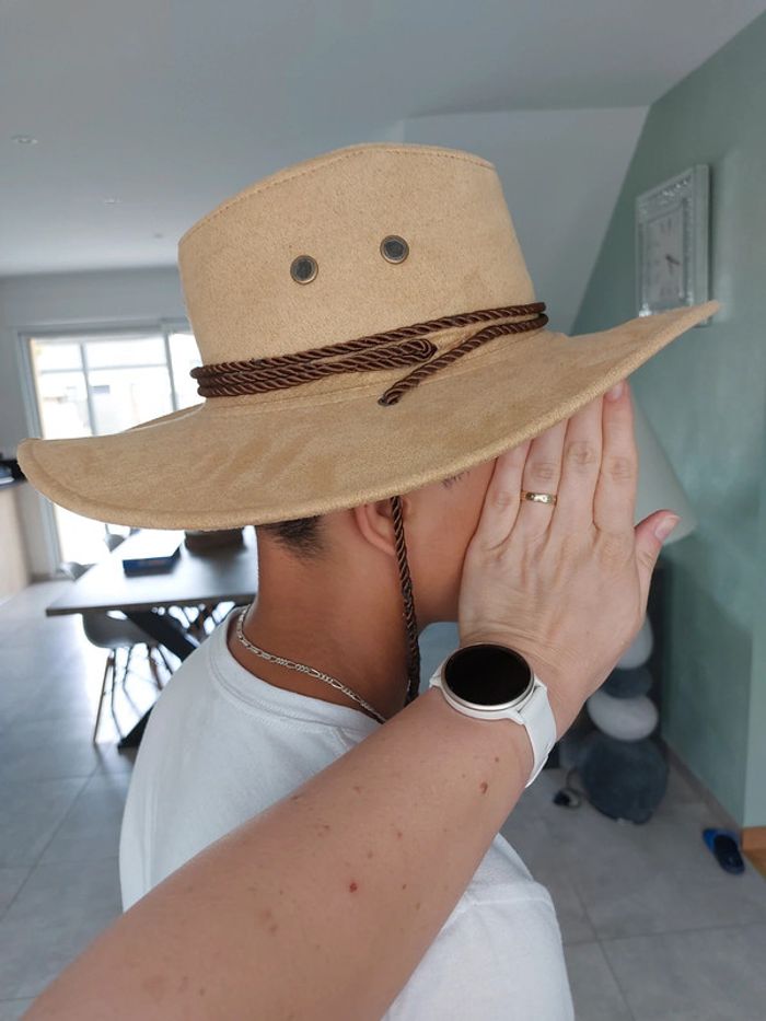 Chapeau de cow boy - photo numéro 3