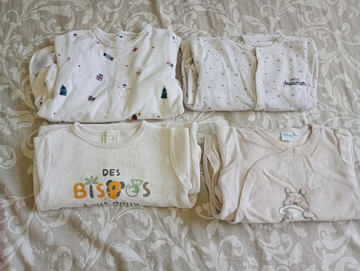Lot de 4 pyjamas