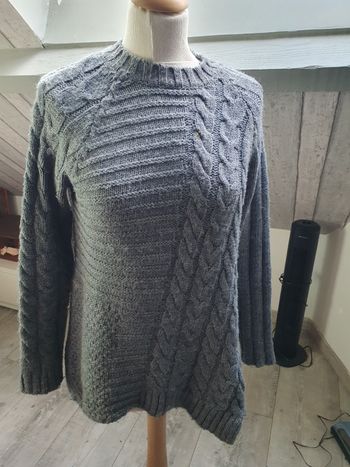 Pull long gris