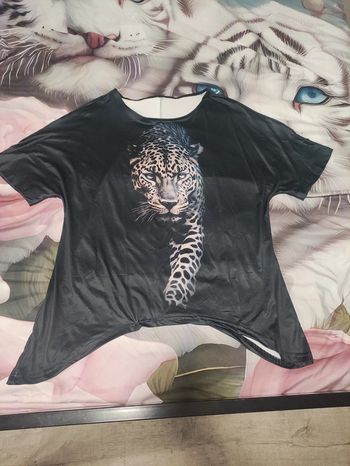 T-shirt noir panthère taille 46 neuf