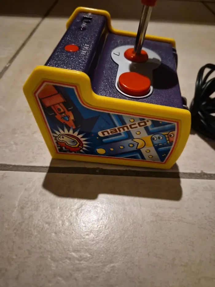 Console retro 2003 Pacman - photo numéro 5