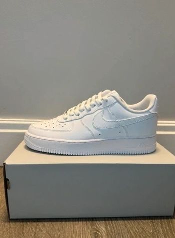 Nike Air Force 1 Low 'O7 White taille 36