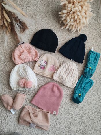 Lot de Bonnet couches coup et gants