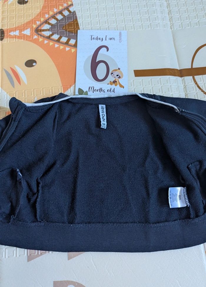 Gilet zippé 6 mois - photo numéro 2
