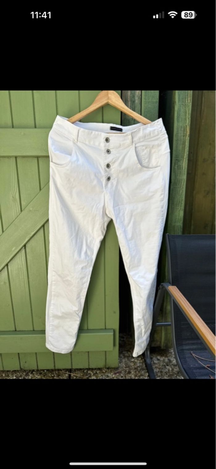 Pantalon blanc - photo numéro 2