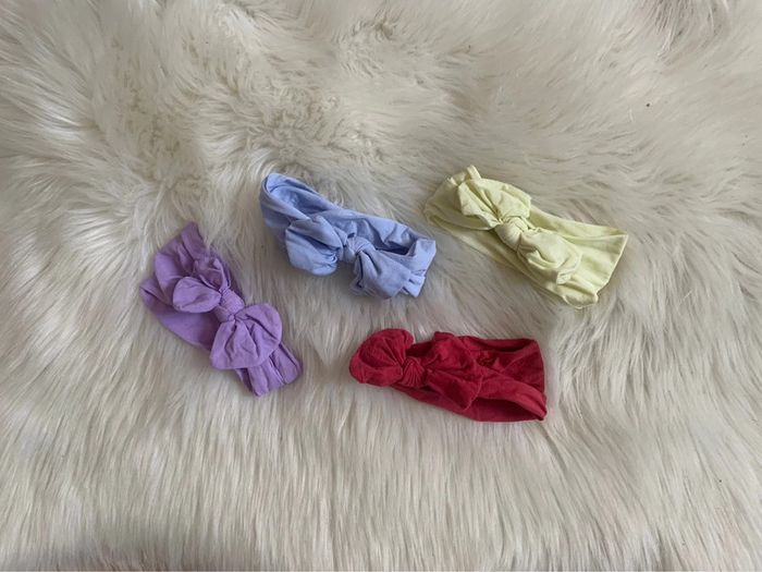 Fille 👧🏻 Lot 4 bandeaux extensibles - taille 6-18 mois