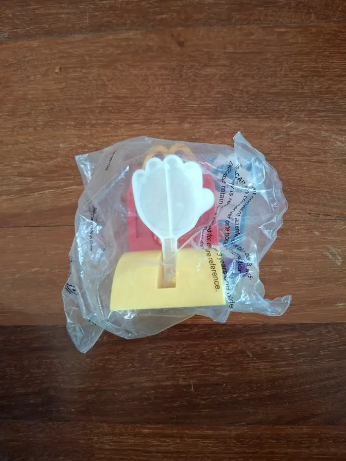Figurine Macdo, Pie Face année 2018 Hasbro Gaming McDonalds Happy Meal - photo numéro 2