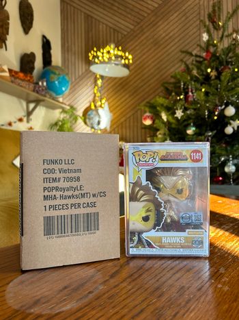 Funko Pop! Hawks n°1141 - Avec Pop! Protection