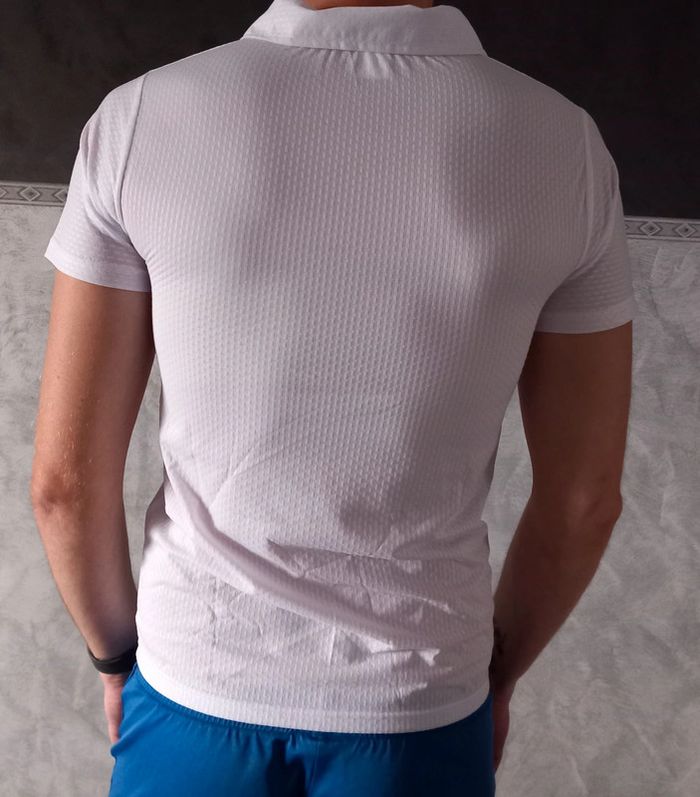 Polo blanc jamais porté - photo numéro 2