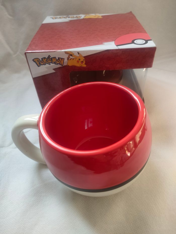 Mug 3D pokémon pokeball - photo numéro 3