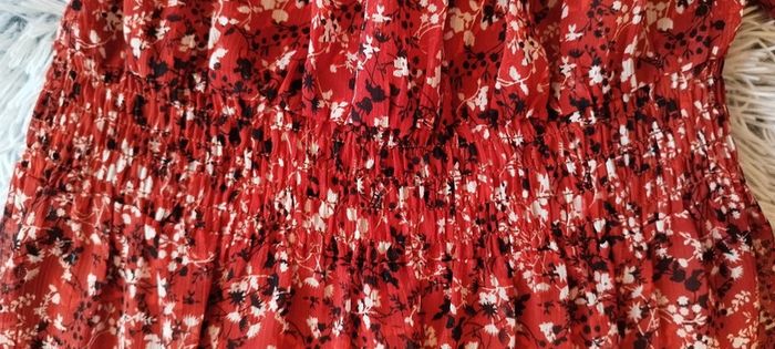 Robe voile avec doublure et fil brillant Kiabi. Taille 12 ans. Très bon état - photo numéro 6