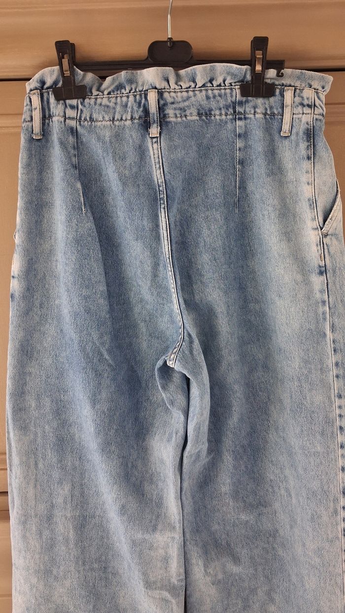 Jean bleu large et souple bershka taille 40 - photo numéro 5