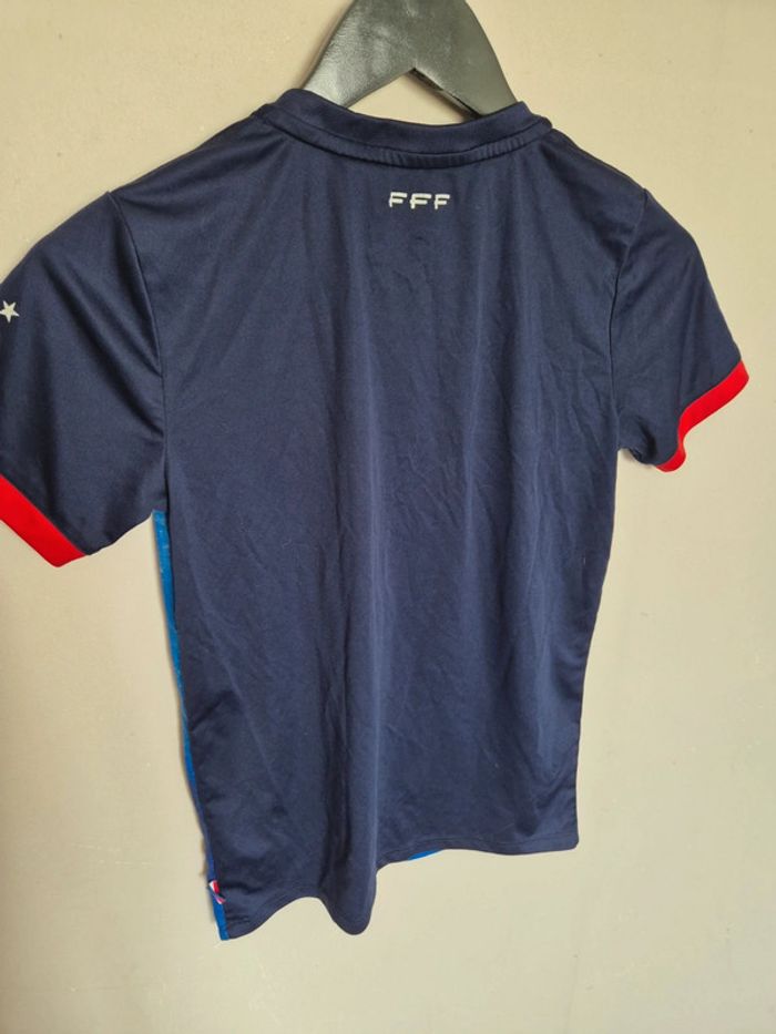 T-shirt  Champion du monde  Weeplay taille 12 ans - photo numéro 7