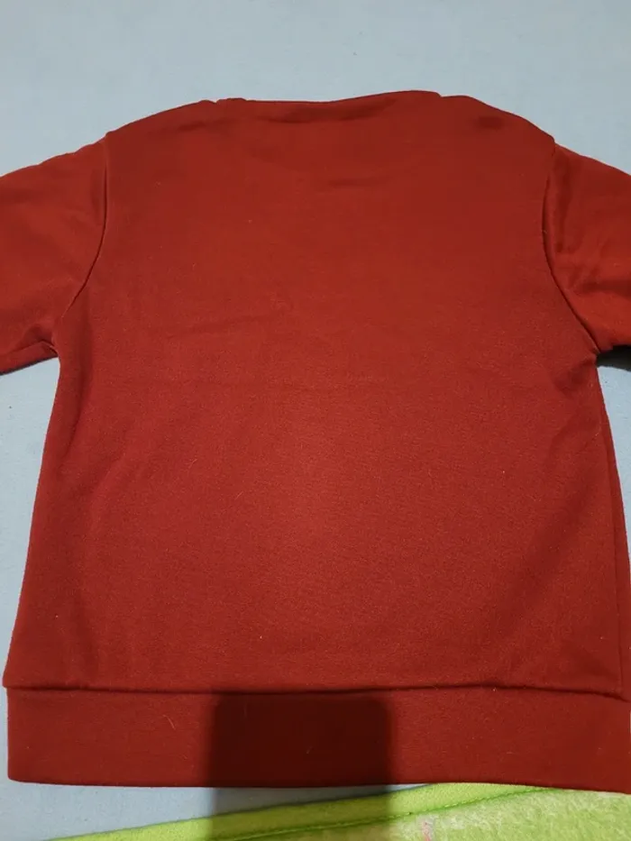 Sweat-shirt taille 7 ans - photo numéro 2