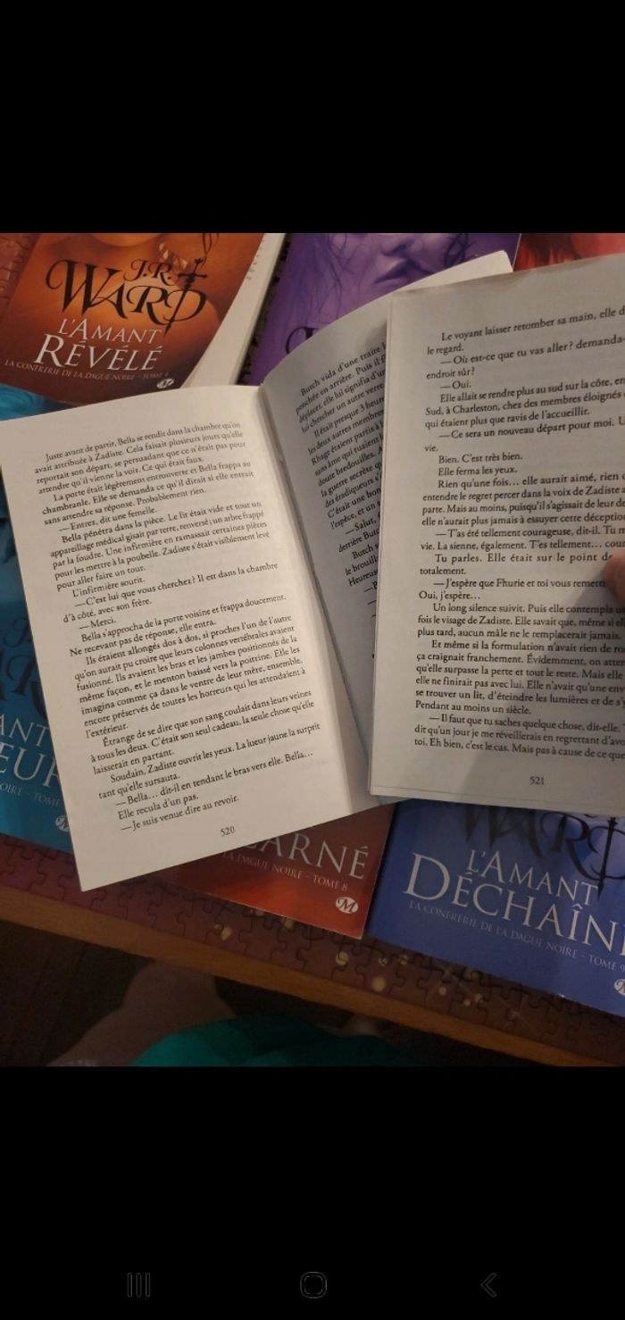 11 tomes de la Confrérie de la dague noire. - photo numéro 10