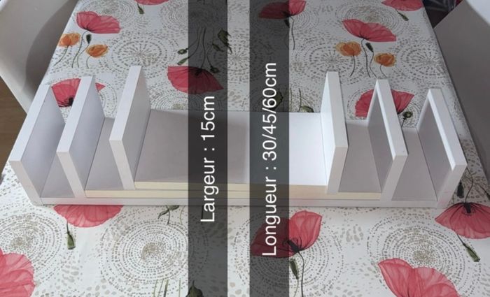 3 étagères murales