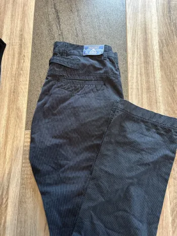 Pantalon homme droit rayure fine