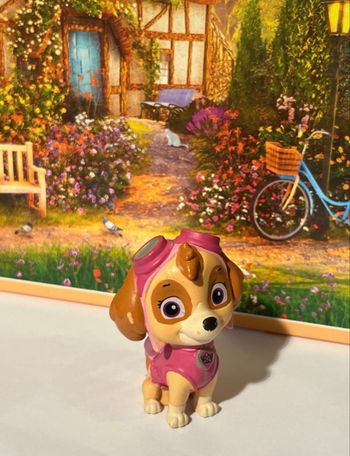 Tonie Stella pat patrouille