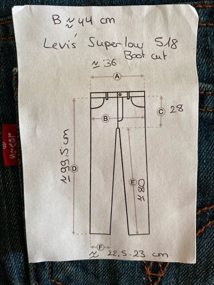 Jeans Levi’s 518 Superlow Boot Cut Taille 8R - photo numéro 7
