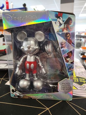Figurine mickey