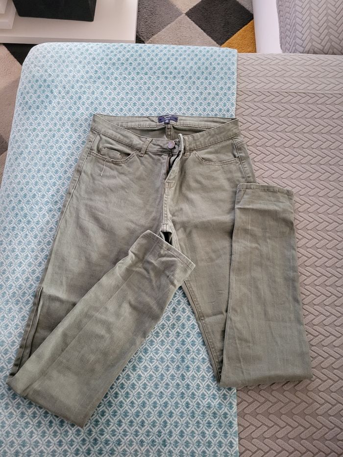 Pantalon slim Kiabi T.36