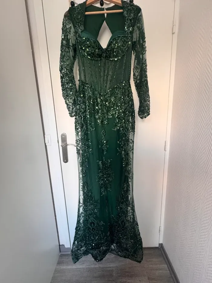 Robe soirée / mariage / baptême - photo numéro 2
