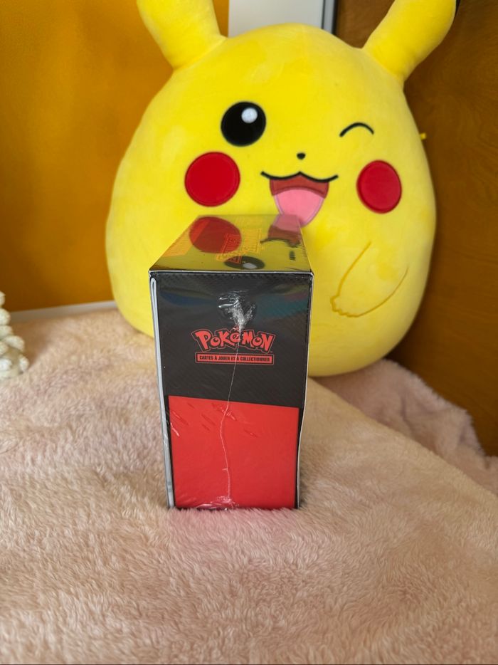 Pokémon ETB Rivalité Destinée EV10 FR 🇫🇷 neuve et scellée - photo numéro 3