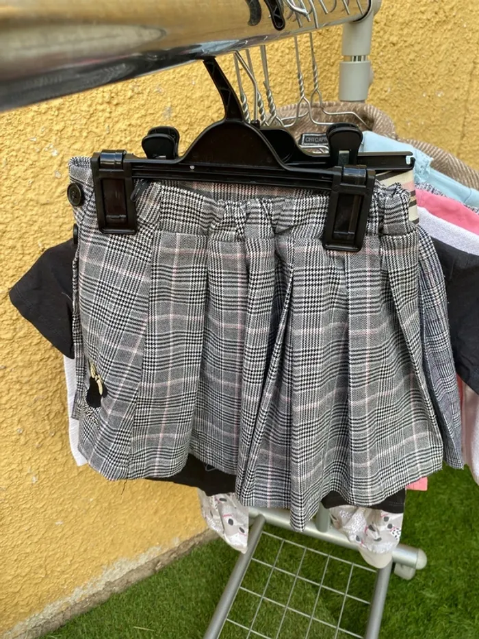 Lot de vêtements taille 4 ans - photo numéro 4